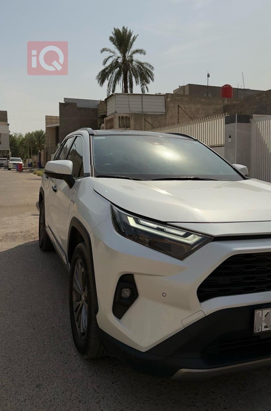 تويوتا راف 4